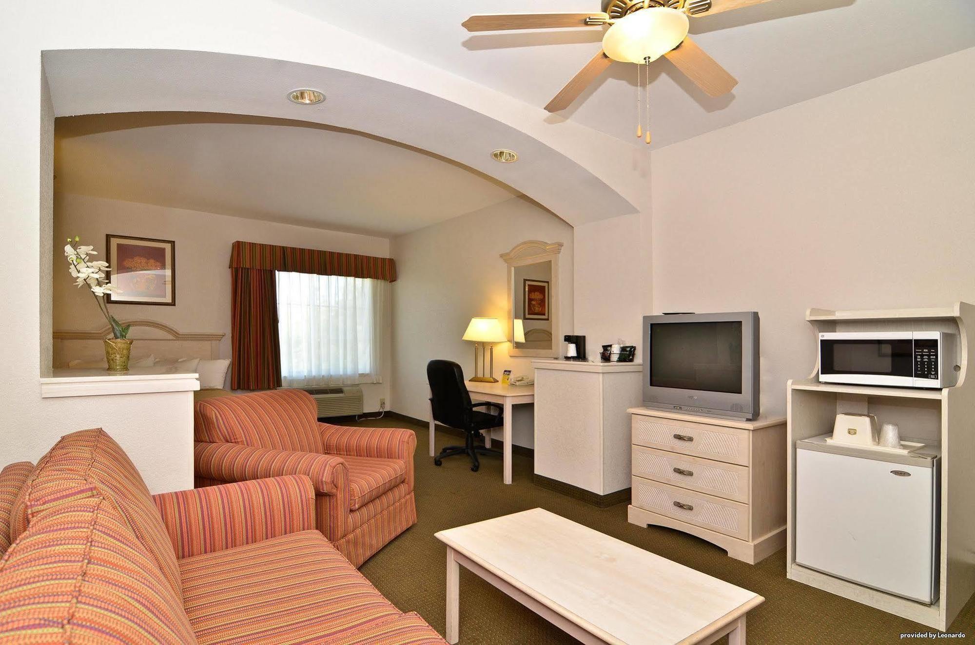 Best Western Palo Duro Canyon Inn & Suites Room photo